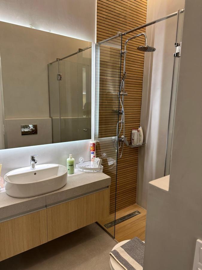 The Downtown Koukaki Spacious Luxury 5th Fl 2bd Apartment